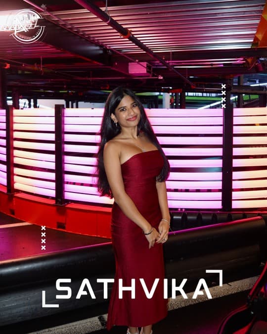 Sathvika Seeram headshot